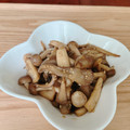 まこさんど's cooksnap of when they made 舞茸としめじの胡麻風味のソテー.
