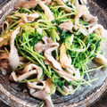 やっちゃんキッチン☆'s cooksnap of when they made 豆苗と平茸のマヨネーズ炒め.