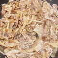 翔汰遼汰ママ's cooksnap of when they made ご飯がすすむ♪　豚コマのマヨ醤油炒め.