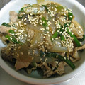 由芽15's cooksnap of when they made たっぷりニラとシメジの豚胡麻炒め.