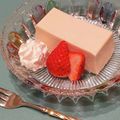 コスモとフライパン's cooksnap of when they made 型がなくてもok★ピーチババロアとソース.