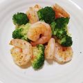 ☆雪矢☆'s cooksnap of when they made ブロッコリーと海老の塩コショウ炒め.