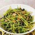 ♡みぃママ♡'s cooksnap of when they made 簡単・即席☆豆苗のツナ塩昆布炒め.