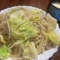 papikun's cooksnap of when they made キャベツとじゃこのスパゲティ.