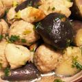 ことぴぃ's cooksnap of when they made 業務スーパーの冷凍揚げナスと肉団子煮.