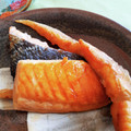＠ももこ's cooksnap of when they made 鮭のあらの塩焼き.