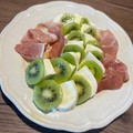 Yokchina's cooksnap of when they made キウイのカプレーゼ風.