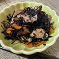 ゆーこリン♡'s cooksnap of when they made お弁当にも！豚肉deご馳走ひじき煮物.