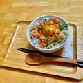 komutatata's cooksnap of when they made 温玉鮭しらす丼.