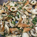 ☆★あーこ★☆'s cooksnap of when they made 竹輪と舞茸のオイスター炒め.