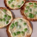フードセラピー's cooksnap of when they made 餃子の皮de枝豆ミニピザ.