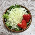 chi−ちゃん's cooksnap of when they made 苺deサラダ♬.