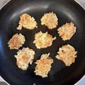 れいちゃんママ♪'s cooksnap of when they made 離乳食後期〜☆手づかみお焼きうどん☆.