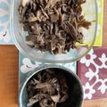 やっちゃんかぁさん's cooksnap of when they made 包丁なし。舞茸の焼いた物.
