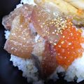 なっちゃん３１１'s cooksnap of when they made ガツンと胡麻風味 ブリの漬け丼.
