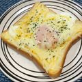 ☆のん☆☆'s cooksnap of when they made 目玉焼きトースト.