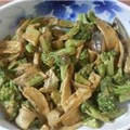 ちぃ88's cooksnap of when they made ブロッコリーとエリンギのオイマヨ炒め♪.