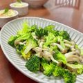 Superlittleboo's cooksnap of when they made ブロッコリーとしめじの和風炒め.