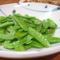 noamanma's cooksnap of when they made ぷっくらきぬさや炒め.