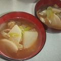 きらり流れ星's cooksnap of when they made 根菜油揚げのお味噌汁.