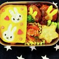 景と浩's cooksnap of when they made 【簡単】キャラ弁 ミッフィー 薄焼き卵.