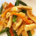 ぷーとんR's cooksnap of when they made 【レンジでお手軽】いんげんと油揚げの煮物.