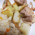 ソラねこ22's cooksnap of when they made 鶏もも肉とじゃがいもの塩胡椒焼き.