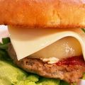 くまじ◎'s cooksnap of when they made ハンバーガー用まんまる目玉焼き.
