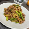 あんころもちぴっぴ's cooksnap of when they made 牛肉じゃがいもにんにくの芽の炒めもの.