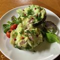 レディー・ババア's cooksnap of when they made くりぬいてアボカドグラタン♪.