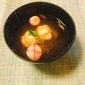 yesmama's cooksnap of when they made 料亭風♪　海老しんじょうのお吸い物.
