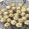 もこもこねね's cooksnap of when they made 卵、乳製品不使用 桜の絞り出しクッキー.