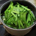 ｸﾏﾘｴ's cooksnap of when they made ごぼう・ニラ・油揚げの味噌汁.