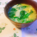 yesmama's cooksnap of when they made 小松菜と卵の生姜スープ.