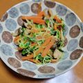 クックY08S17☆'s cooksnap of when they made 人参､しめじ､かいわれ大根のツナ炒め.