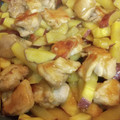 yataさん's cooksnap of when they made 簡単！鶏もも肉とさつまいもの甘辛炒め.
