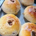 はる、ふうママ's cooksnap of when they made HBでくるみといちじくのふわふわ黒糖パン.