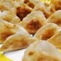 瑞穂’mizuho♡'s cooksnap of when they made 焼き水餃子 （冷凍食品使用）.