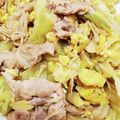 ｋｏｍｂｉｎａｔ's cooksnap of when they made 春キャベツ♡えのき♡豚肉のオイマヨ卵炒め.