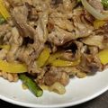 ✳︎みるく✳︎'s cooksnap of when they made 豚パプリカのチンジャオロース.