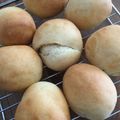 LinLinkBu's cooksnap of when they made 翌日もしっとり☆玄米粉のプチパン.
