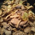 ぱおみるく's cooksnap of when they made 豚肉としめじのバターポン酢炒め.