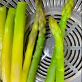 にこちゃんち's cooksnap of when they made ちゃんと下処理♡アスパラの茹で方.