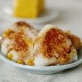 zakkiiM's cooksnap of when they made とうもろこしの焼おにぎり.