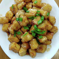 ☆ぴよぴよ☆'s cooksnap of when they made 節約満足おかず＊揚げこうやの照りマヨ絡め.