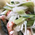 ♥︎atk♥︎'s cooksnap of when they made 151カニカマと新玉ねぎときゅうりサラダ.