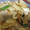 HIROばあ's cooksnap of when they made 豚バラ大根と葱☆生姜甘辛味噌炒め.
