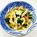 あっこ姉's cooksnap of when they made 大根の葉（青菜でも）と竹輪の卵とじ.