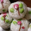 ruris7's cooksnap of when they made 春弁当に♪桜と枝豆のオイルおにぎり.
