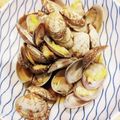 ぴこひろ's cooksnap of when they made あさりのニンニクバター醤油酒蒸し.